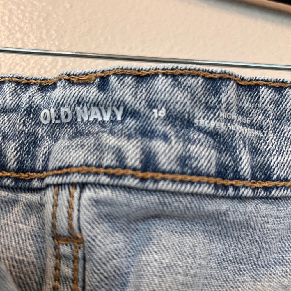 Old Navy High Rise Light Wash‎ Denim Mini Skirt Raw Hem Button Fly Size 18